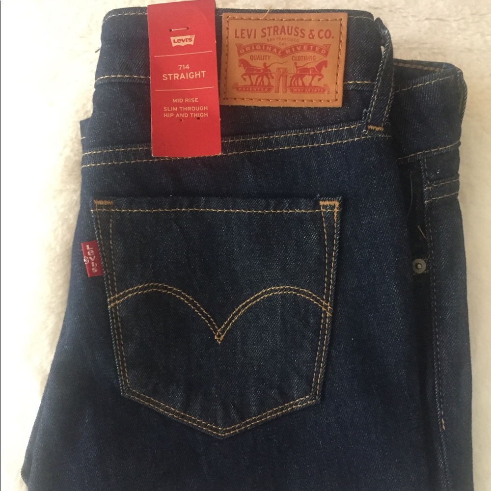 Levi’s 714 Straight size 26x32 never worn new!